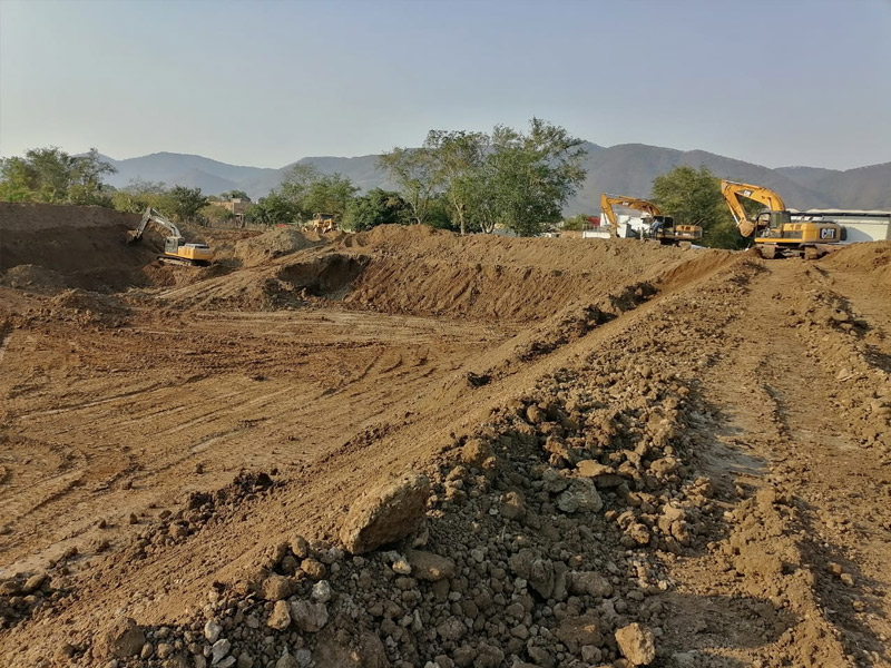 Reservorio para almacenamiento de 35 millones de litros de agua para el cultivo de aguacate