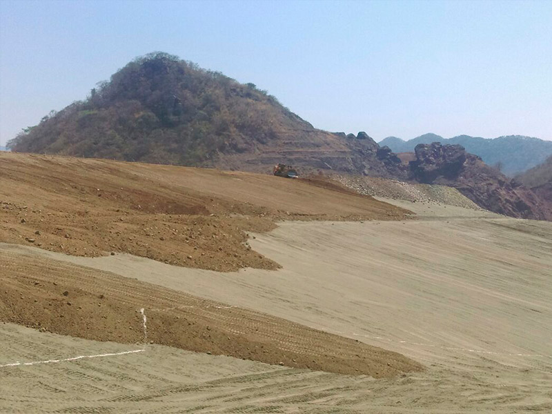Proyecto de movimiento de tierras: Reparación de taludes Presa de jales Guasimas Peña Colorada